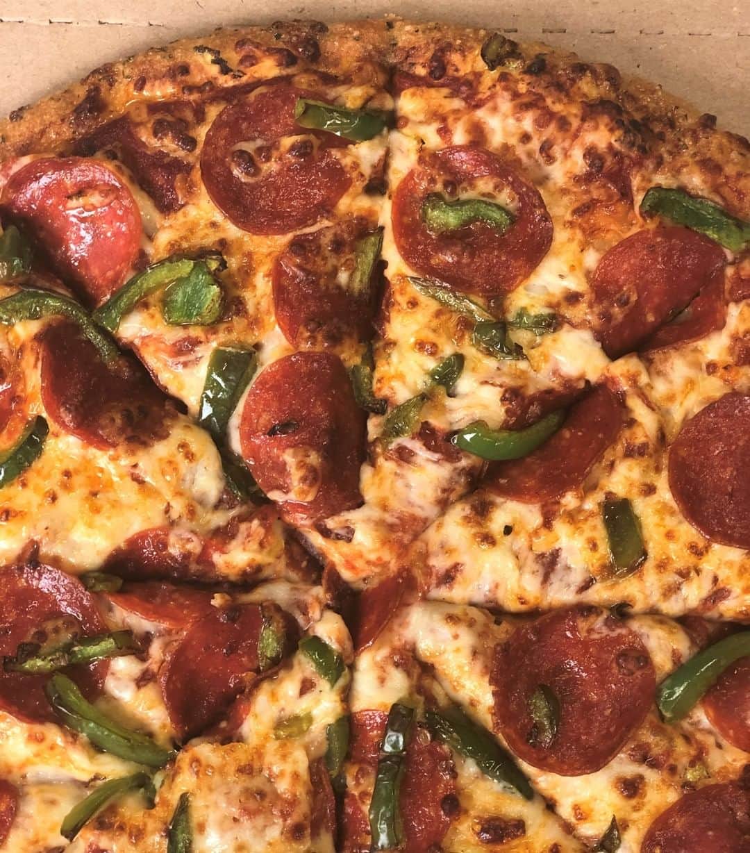 Domino's Pizzaさんのインスタグラム写真 - (Domino's PizzaInstagram)「✋ ✋ Who wants to go get pizzaaaaa? ✋ ✋」7月15日 3時30分 - dominos
