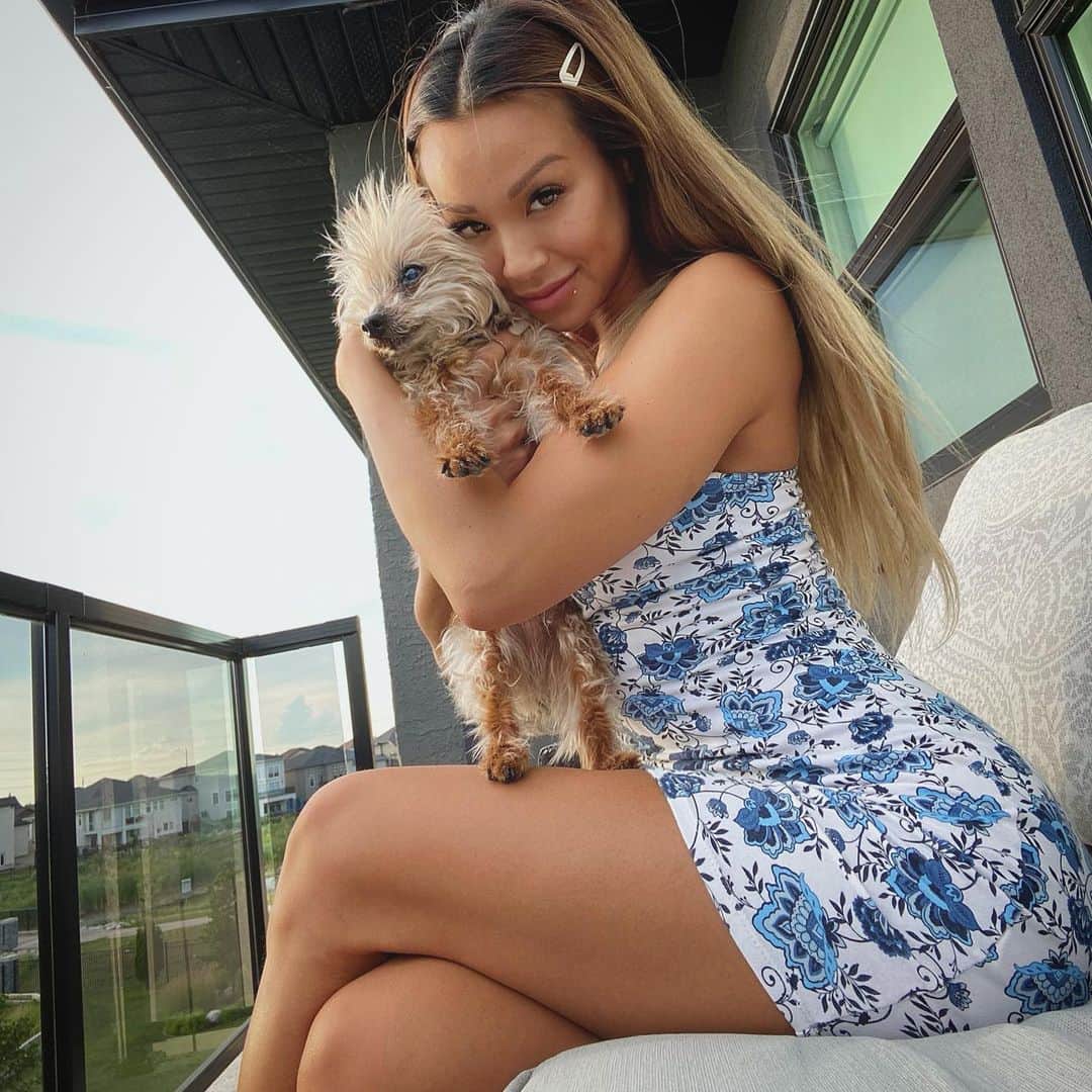 ダニー・リエルのインスタグラム：「🐶ARES is about 15 year old. He’s gone through so much and I’m thankful for the the joys he’s brought into my life all these years. He’s also given me about a dozen heart attacks with all his near death experiences... 🤦🏽‍♀️ I love him but I’ve been on edge with how fragile he’s getting.. 😭 cherishing all my time with him!! Pets>>Humans. Do you agree w this statement?!」