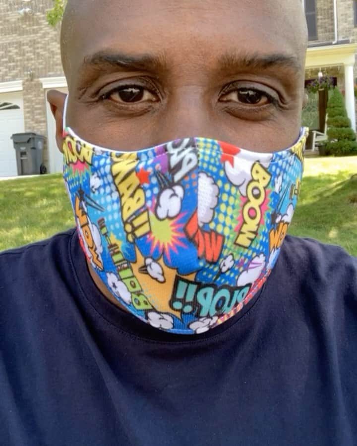 ファンクマスター・フレックスのインスタグラム：「Shhhhhh! Private Mask-arade Rooftop Party! FunkFlex 3 hour open format set! Pow! MASK IS A MUST! (STEPPING MY MASK GAME UP) Sanitizer will be on deck! Frank we ready bruh! Birthday Edition! II BACCO ROOFTOP! BOOK FUNKFLEX LITDIGITALDJS@GMAIL.COM We Partying Responsibly And Safe!」
