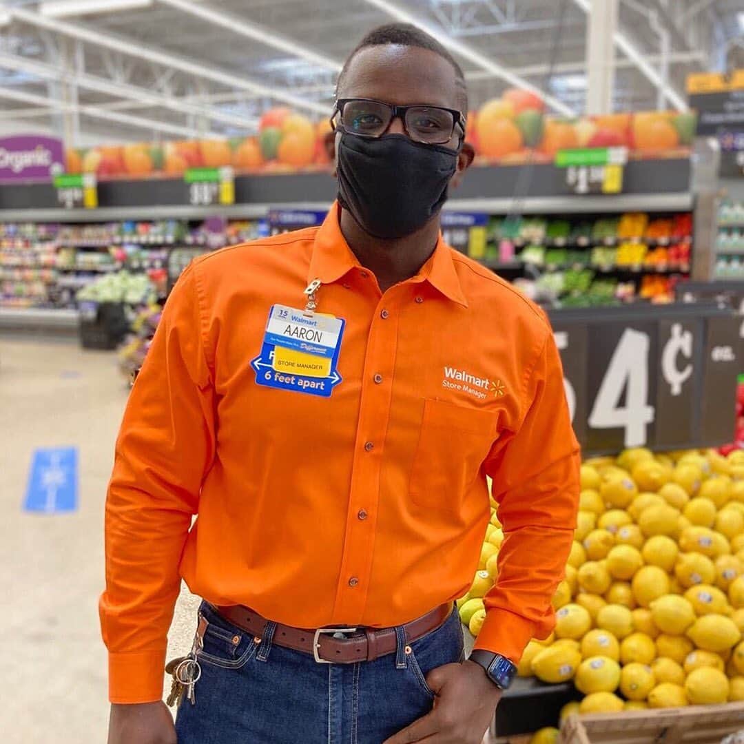 Wal-Mart Stores, Incのインスタグラム：「The "current world climate can be quite overwhelming; nevertheless, I am encouraged by the hearts of others. I am optimistic due to my faith in people. I believe that the majority of people desire to showcase love and equality for all. Each day I see a team of associates at Walmart store #249 give maximum efforts to ensure that customers are taken care of – they also ensure that they take care of one another. I am encouraged by the actions of my leadership and peers, who are igniting a spark that will change the world. I am stronger because I am not in this alone. I am stronger because the weight of these trying times won’t last forever.”   Aaron, we're stronger because you're a store manager who brings positivity and love to your store, your coworkers, our customers, and the community. Thank you.」
