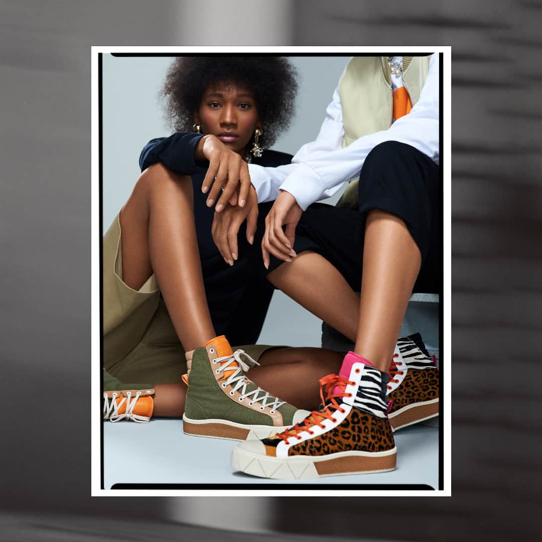 Schutzのインスタグラム：「NEW IN - SCHUTZ URBAN SNEAKER - HIGH ❤️ #schutzurban」