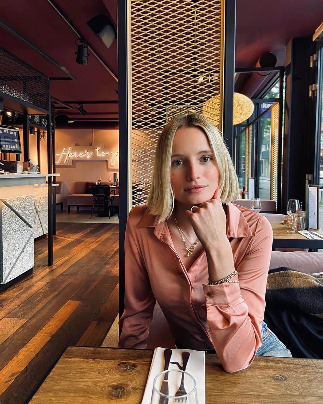 モード・ウェルゼンのインスタグラム：「Dinner for 2🤍」