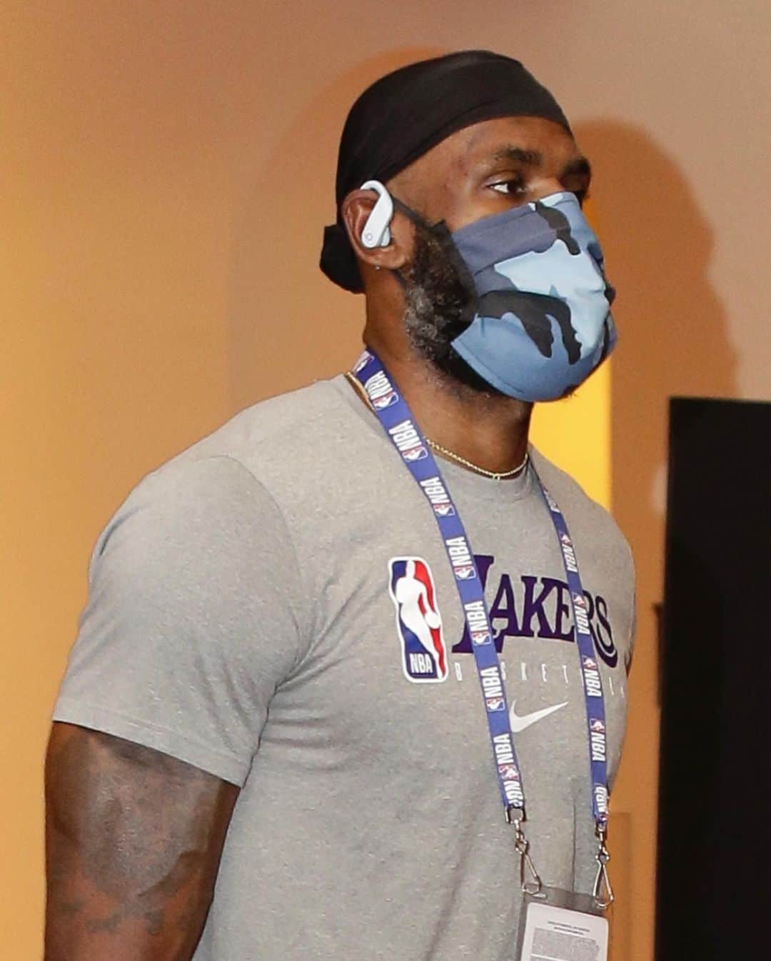 NBAさんのインスタグラム写真 - (NBAInstagram)「It's an easy three-step play.  Wear a mask. Wash your hands. Social distance.  #NBATogether  For all of the latest health & safety guidelines, visit cdc.gov」7月15日 6時25分 - nba