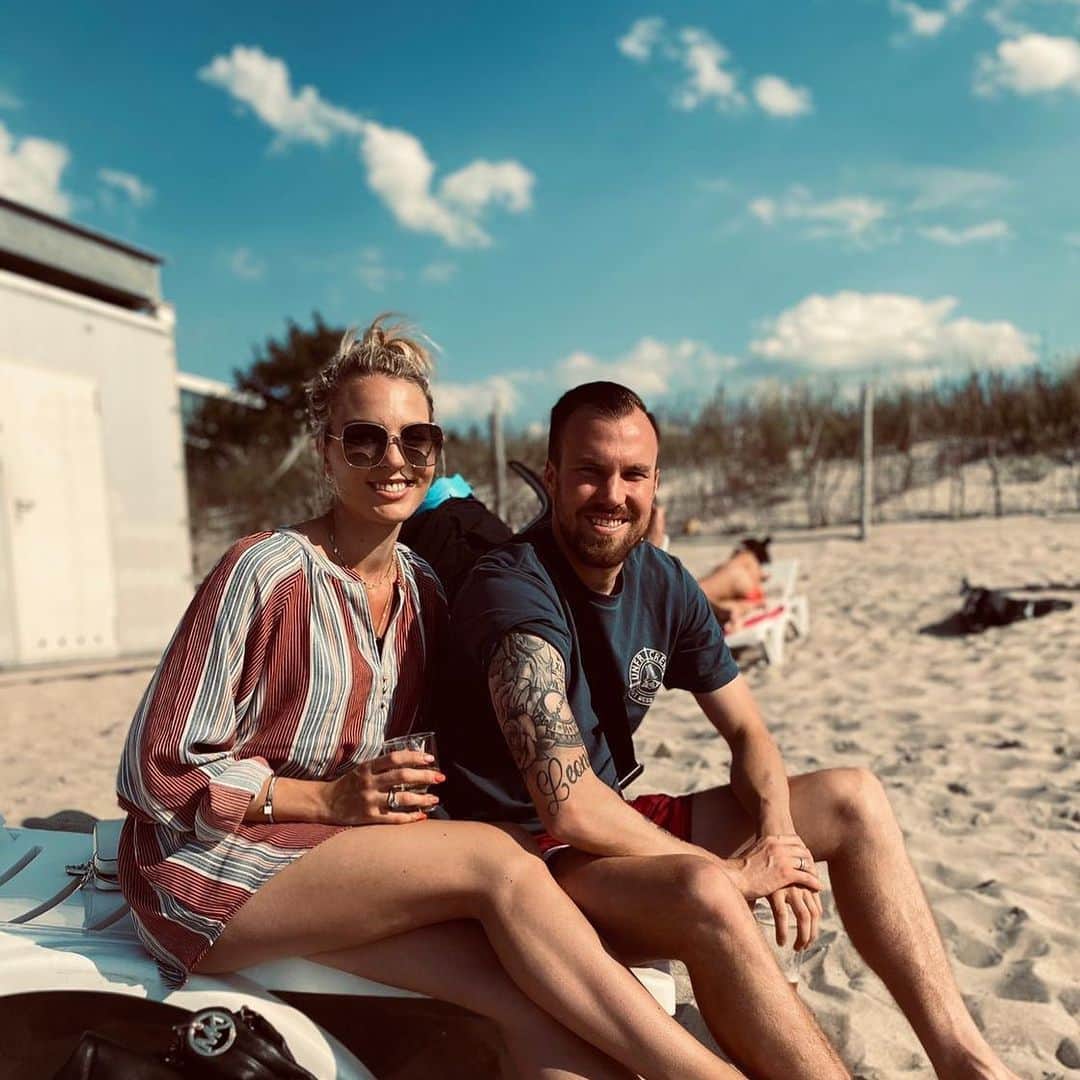 ケヴィン・グロスクロイツのインスタグラム：「Grüße aus 🇵🇱💯❤️」