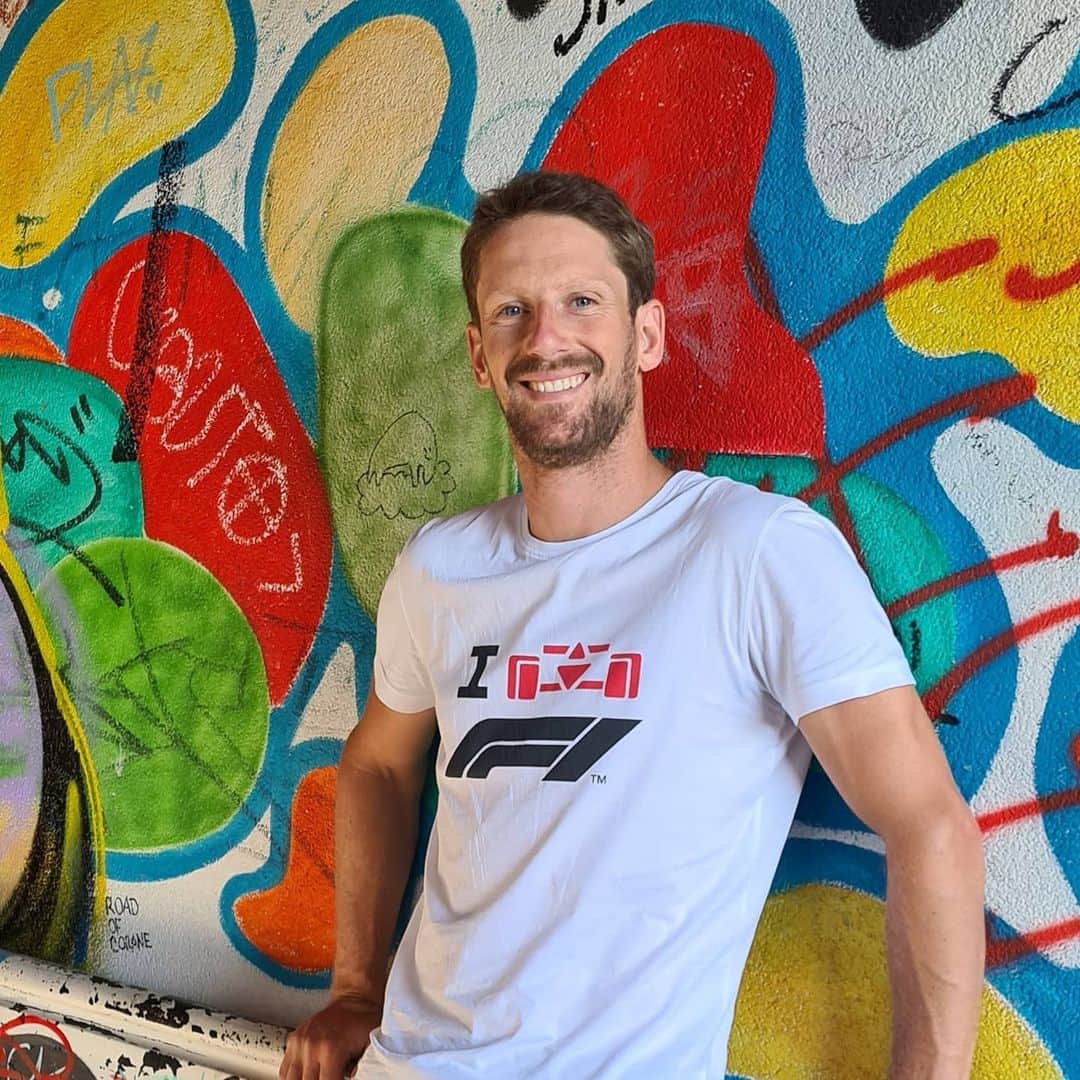 ロマン・グロージャンのインスタグラム：「It's race week again 💯👊😉 #r8g #hungariangp」
