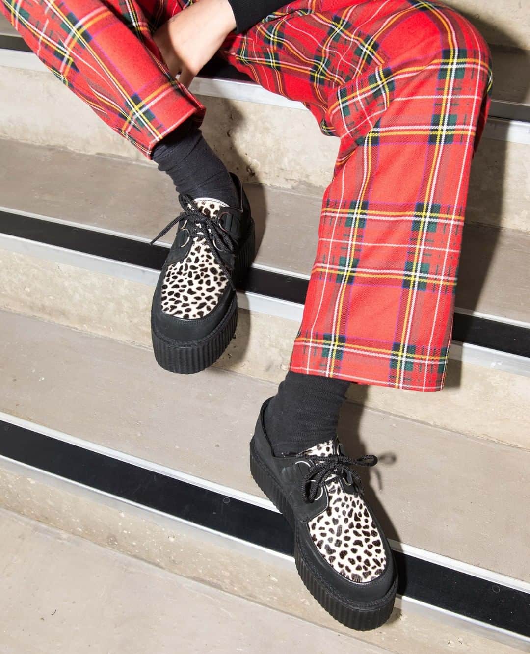 アンダーグラウンドのインスタグラム：「The Original Wulfrun Creeper- the black suede and leopard print combination is one of our classic favorites. This is the double sole version and also available as a single sole. Algender⁠. ⁠ ⁠ ⁠ #UndergroundEngland #UndergroundShoes #UndergroundCreeper #WulfrunCreeper #Creepers #Underground #Wulfrun #OriginalCreeper #algender」
