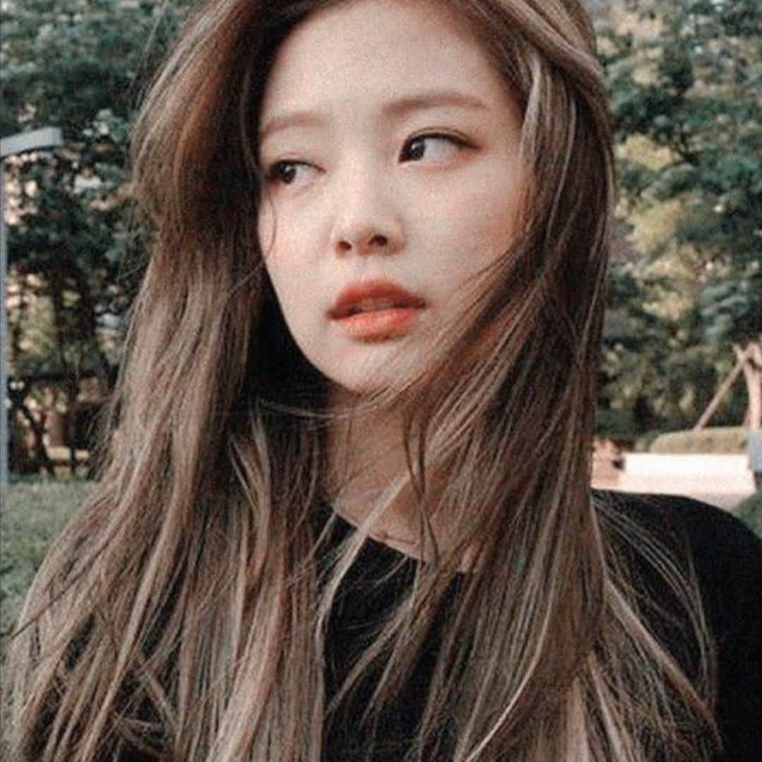 原涼香のインスタグラム：「highlight image 🦋 この頃のジェニのデザインも 最高に可愛い🤎🤎 ㅤㅤㅤㅤㅤㅤㅤㅤㅤㅤㅤㅤㅤ」