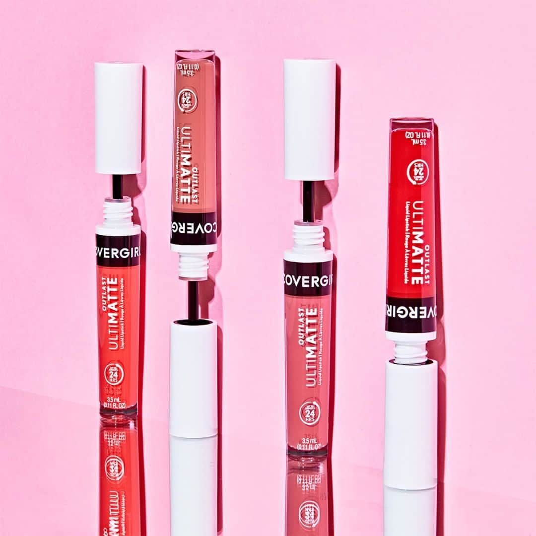 COVERGIRLさんのインスタグラム写真 - (COVERGIRLInstagram)「Our NEW #OutlastUltiMatte Liquid Lipstick is an intense matte lip that's comfortable to wear for up to 24hrs! 😘  Tap to shop at @Walmart! 🛍️ #EasyBreezyBeautiful #COVERGIRLCrueltyFree #CrueltyFree」7月15日 10時00分 - covergirl