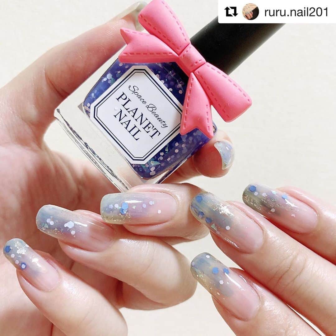 【PLANET NAIL（プラネット ネイル）】公式さんのインスタグラム写真 - (【PLANET NAIL（プラネット ネイル）】公式Instagram)「@ruru.nail201 さん PLANET NAIL Basic Line PLB26 天飛ぶ光の羽衣 を使用したネイルアレンジのご紹介ありがとうございます💅 ・ #Repost @ruru.nail201 with @get_repost ・・・ *  PLANET NAIL( @planet.jp )様から ポリッシュのお試しをさせていただきました♡ 新色からの1本♡限定のピンクリボンです🎀 * PLANET NAIL PLB26 天飛ぶ光の羽衣 OPI NL P33 Alpaca My Bags noiro カラー S003 noiro TiNS 701 Photogénne * #nail #nails #naildesign #nailstagram #nailart #nailpolish #polish #selfnail #ネイルアート #ネイルデザイン #ネイルポリッシュ #ポリッシュ #るるのネイル記録 #るるのネイル記録2020 #ショートネイル #ショートネイルデザイン #セルフネイル  #プラネットネイル #planetnail #planet_jp #天飛ぶ光の羽衣  #OPI #noiro #TiNS #自爪 #自爪育成 #ハンドモデル #ケアモデル」7月15日 10時07分 - planet.jp