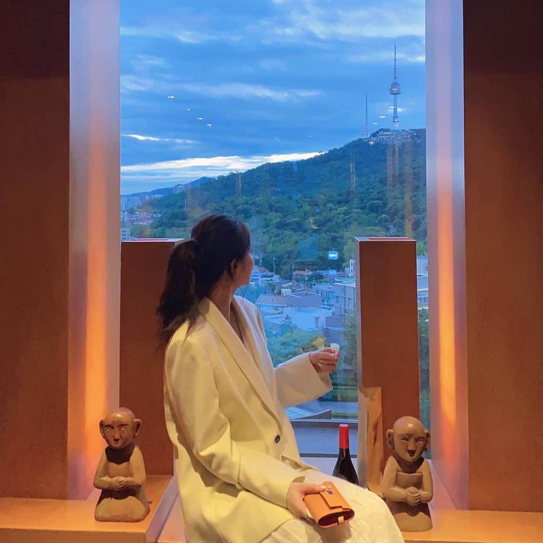 クォン・スジョンのインスタグラム：「엄마가 찍어준 나🧡」