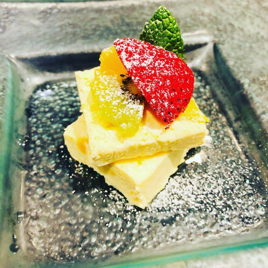 sdiningのグルメインスタ