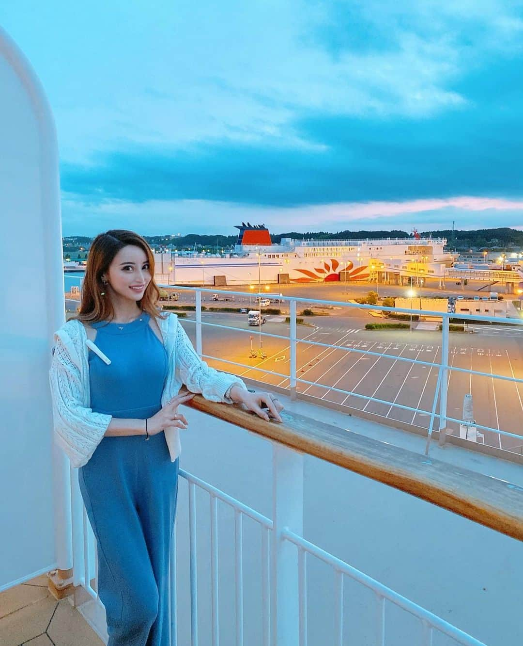 ほずにゃむさんのインスタグラム写真 - (ほずにゃむInstagram)「大洗からでてるフェリーでいきました🚢💙 MYcar🚙💭も一緒に(*‘ω‘ *)💖 バルコニーから見る海最高でした🥺💘 . #さんふらわぁさっぽろ」7月15日 13時34分 - hozunyam0818