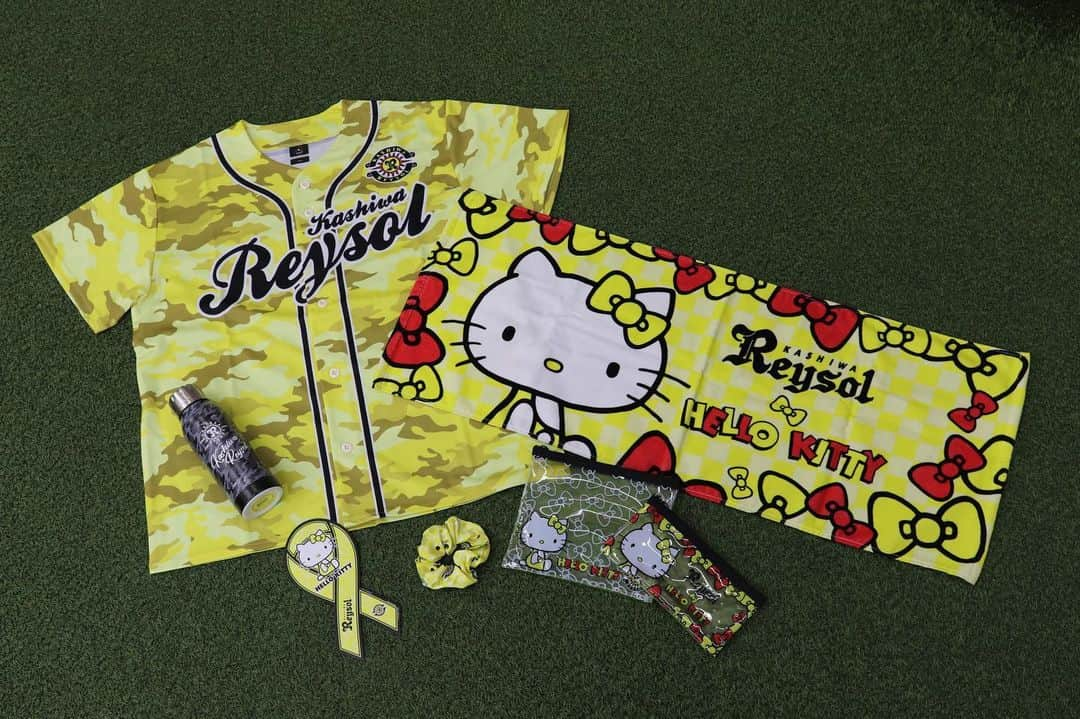 柏レイソルさんのインスタグラム写真 - (柏レイソルInstagram)「7.17 Fri. new arrival✔️ #reysol #kashiwa #sunation #0717発売 #hellokitty」7月15日 13時52分 - kashiwareysol_official