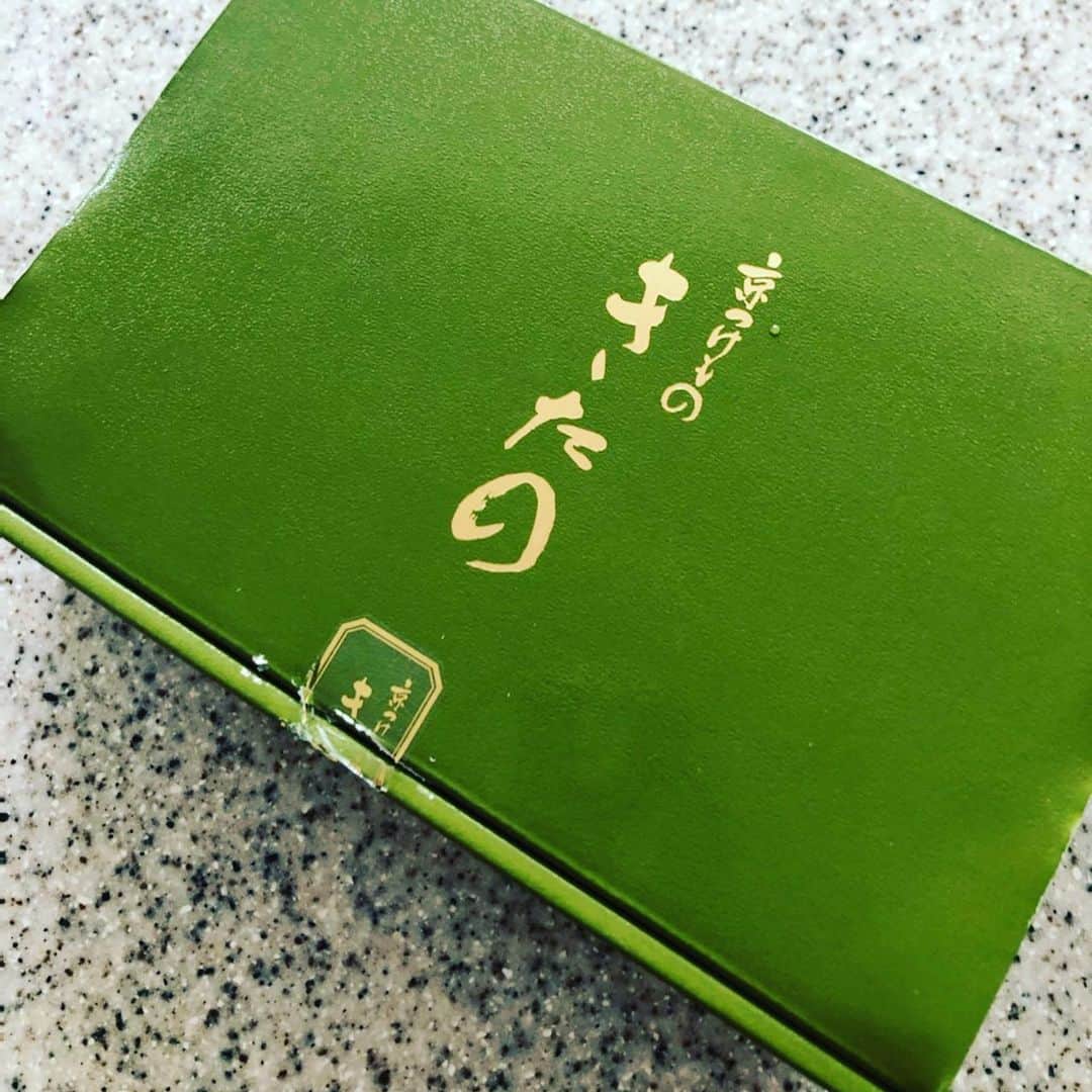 のインスタグラム：「京都ＧＴ田畑兄さん京漬物感謝です🙇‍♂️のがみのしょくぱん🍞 定期便ジュンジいつもいつも有難う🙇‍♂️🙇‍♂️🙇‍♂️」