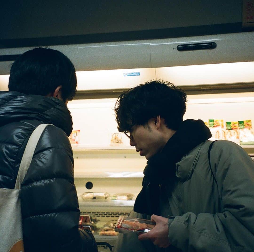なかがわりょうさんのインスタグラム写真 - (なかがわりょうInstagram)「今まで下にある空だと思ってたやつ海って名前ありました（笑）」7月16日 2時41分 - nakagawaonweb