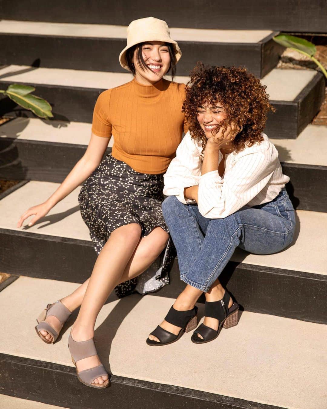 トムズシューズのインスタグラム：「The Majorca Block Sandals — a stacked heel with extra cushion, offering you style, support, and sensibility.」