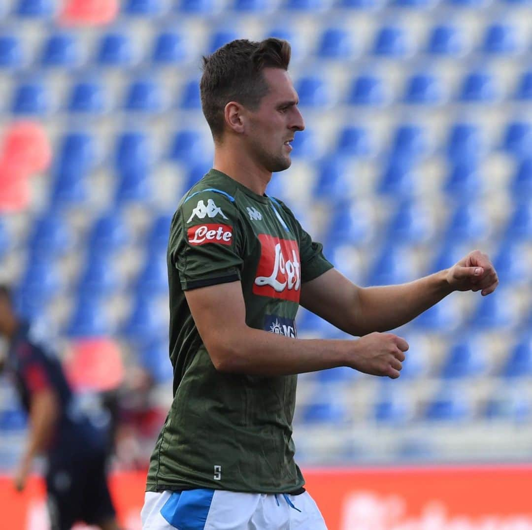 SSCナポリさんのインスタグラム写真 - (SSCナポリInstagram)「‪Warm-up! 🔥‬ ‪⚽️ #BolognaNapoli‬ ‪🇮🇹 @SerieA ‬ ‪💙 #ForzaNapoliSempre‬」7月16日 2時06分 - officialsscnapoli