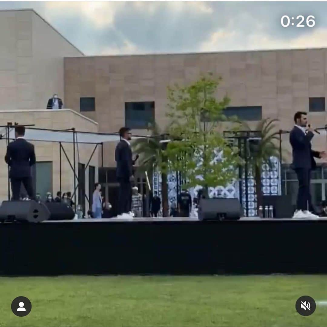 アンナ・デッロ・ルッソさんのインスタグラム写真 - (アンナ・デッロ・ルッソInstagram)「Dolce&Gabbana’s s-s 2021 collection shown live at the Humanitas University with Il Volo singing in the background✨🎼 - @dolcegabbana @ilvolomusic - #️⃣ #dolcegabbana #humanitasuniversity #fashion #mffashion #ilvolo #ss2021 #repost @mffashion_com」7月16日 2時31分 - annadellorusso