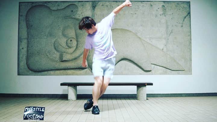石田太志のインスタグラム：「I advanced top8 of WORLD FOOTBAG CHAMPIONSHIPS 2020 Shred-off. ･ #footbag #taishiishida #soccer #follow #worldchampion #performance #performer #instagramer #hackysack #worldchampionship #worldchampionships #online」