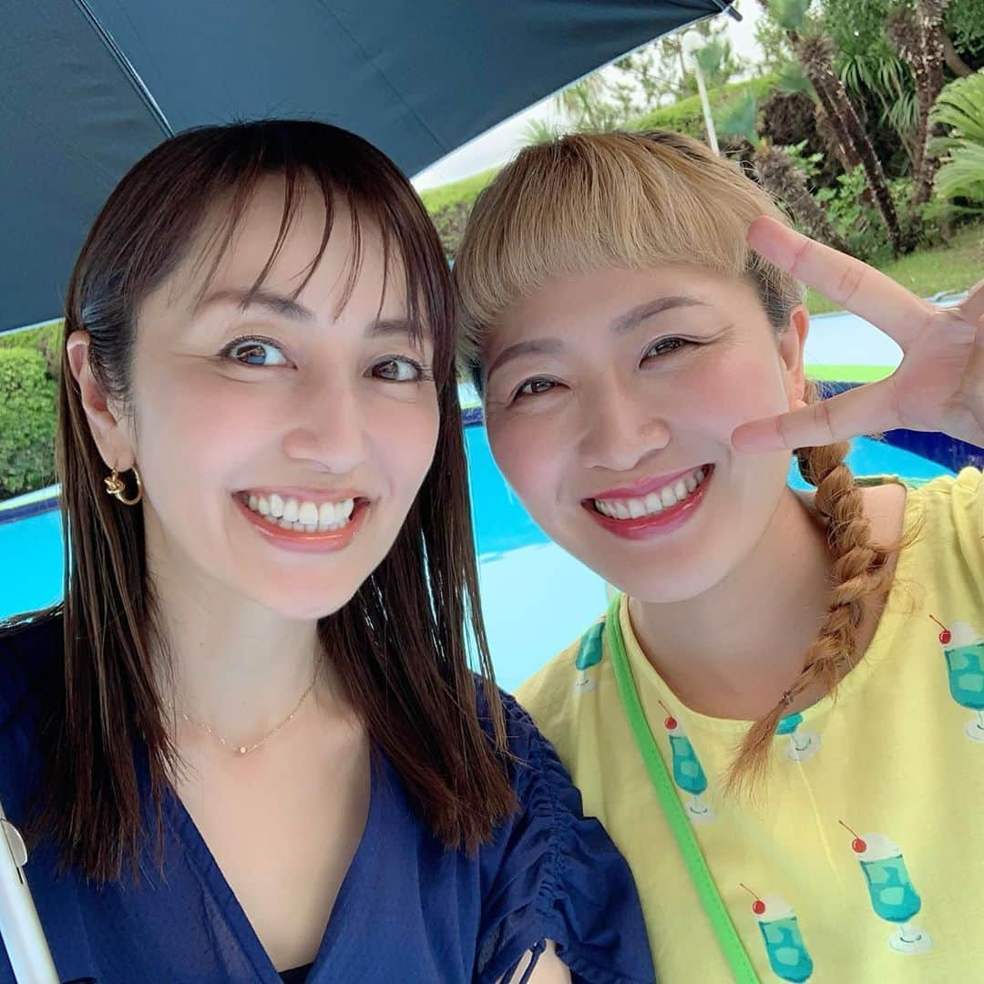 矢田亜希子さんのインスタグラム写真 - (矢田亜希子Instagram)「今日は早朝からかりちゃんとずっと一緒♡ #かりちゃん#大好き#仲良し#楽しすぎた#ロケ#笑い過ぎてお腹痛くなった#本当楽しい#プールではしゃいだ」7月15日 19時43分 - akiko_yada