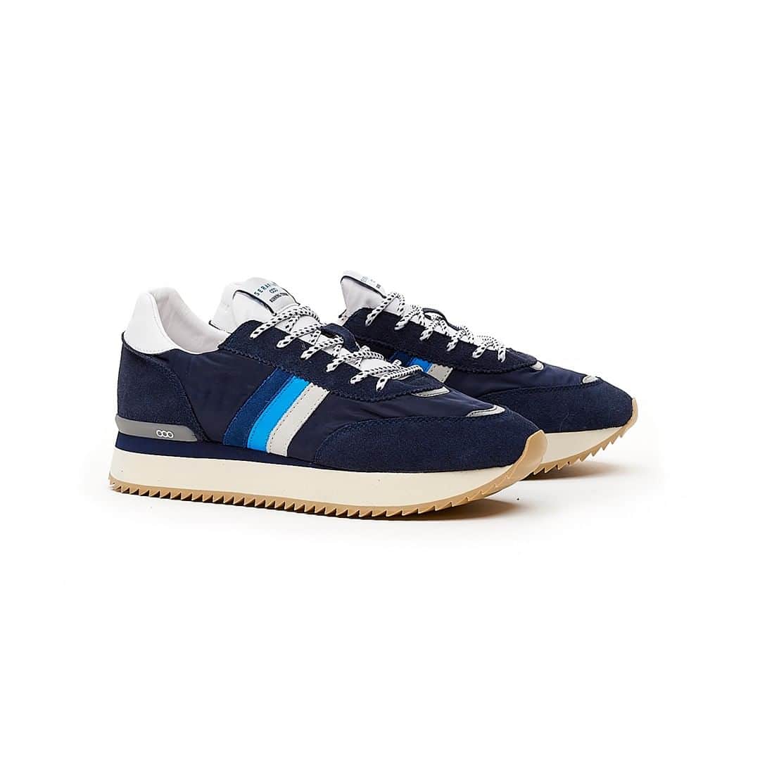 セラフィーニさんのインスタグラム写真 - (セラフィーニInstagram)「Torino Blue White, a running sneakers with vintage design and contemporary materials! Tap on photo. #WeAreSerafini #SerafiniShoes . . . . #sneakers #shoes #fashion #sneaker #sneakersaddict #style #sneakerheads #streetwear #ootd #vans #converse #nike #adidas #streetstyle #igsneakercommunity  #sneakerporn #sneakerholics #sneakerfreaker #footwear #shoesaddict #italianstyle #italianshoes #italiandesign #stileitaliano #menstyle #running #topquality #italianmaterials」7月15日 20時01分 - serafiniofficial