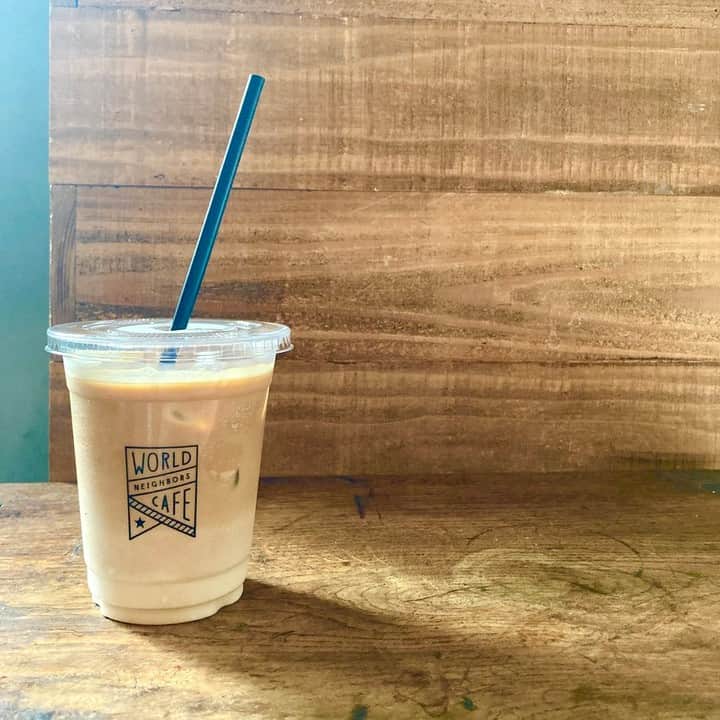 WorldNeighborsCafe/SoooLiquidのインスタグラム：「最近、雨がふったりやんだり、不安定なお天気が続いていますが、いかがお過ごしですか？⁠ ⁠ ⁠ 雨が降るといつもの3倍くらい、家が幸せに感じます。⁠ ⁠ そんな時はUBEREATS。⁠ インスタからもオーダー出来るので、⁠ お近くにお住まいの方はぜひご利用下さい🥪🥪⁠ ⁠ 明日木曜日は、11時から営業しています！⁠ ⁠ #worldneighborscafe �#soooliquid⁠�⁠ ⁠ ーーーーーーーーー⁠ weekday...11-20⁠ weekend...10-20⁠ closed...wednesday⁠ L.O...19:30⁠ ーーーーーーーーー⁠」