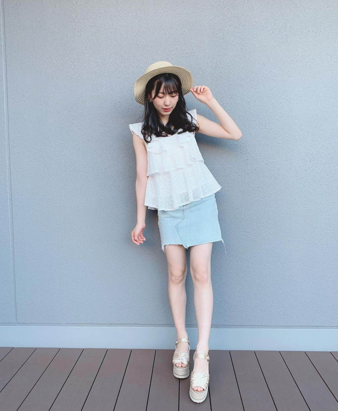 坂本りのさんのインスタグラム写真 - (坂本りのInstagram)「🍎🍏﻿ ﻿ ﻿ 夏ーーーってかんじの服装…🏖✨﻿ ﻿ ﻿ #fashion #followｍe #instafashion #summer #code #denim #夏コーデ #デニム #コーデ #りのうぇあー」7月15日 20時37分 - rinosakamoto_hkt