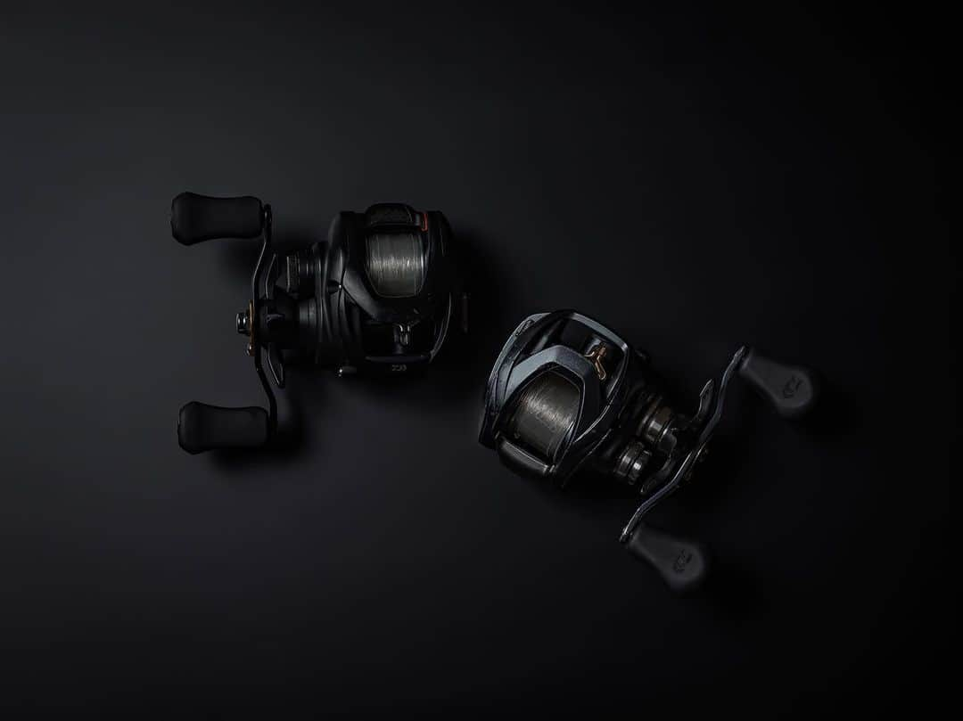 FIVE FOCUS takarada_officialさんのインスタグラム写真 - (FIVE FOCUS takarada_officialInstagram)「Fishing gear with a feeling of use...  #daiwafishing #daiwa #reel #リール #ダイワ #釣具 #写真 #リールメンテナンス #高解像度 #フィッシングギア #バス釣り #ソルトウォーター #fovefocus #bloncolor #phaseone #iq140 #swiss #撮影 #ブランディング #sns #web #fesign @mottosatoshi @soborodon22 @shimisun @takuji_chikamatsu @kojikoji0712 @momikomitv @masayart @okome.bb @daiwa_japan」7月15日 20時53分 - takaradayuuya