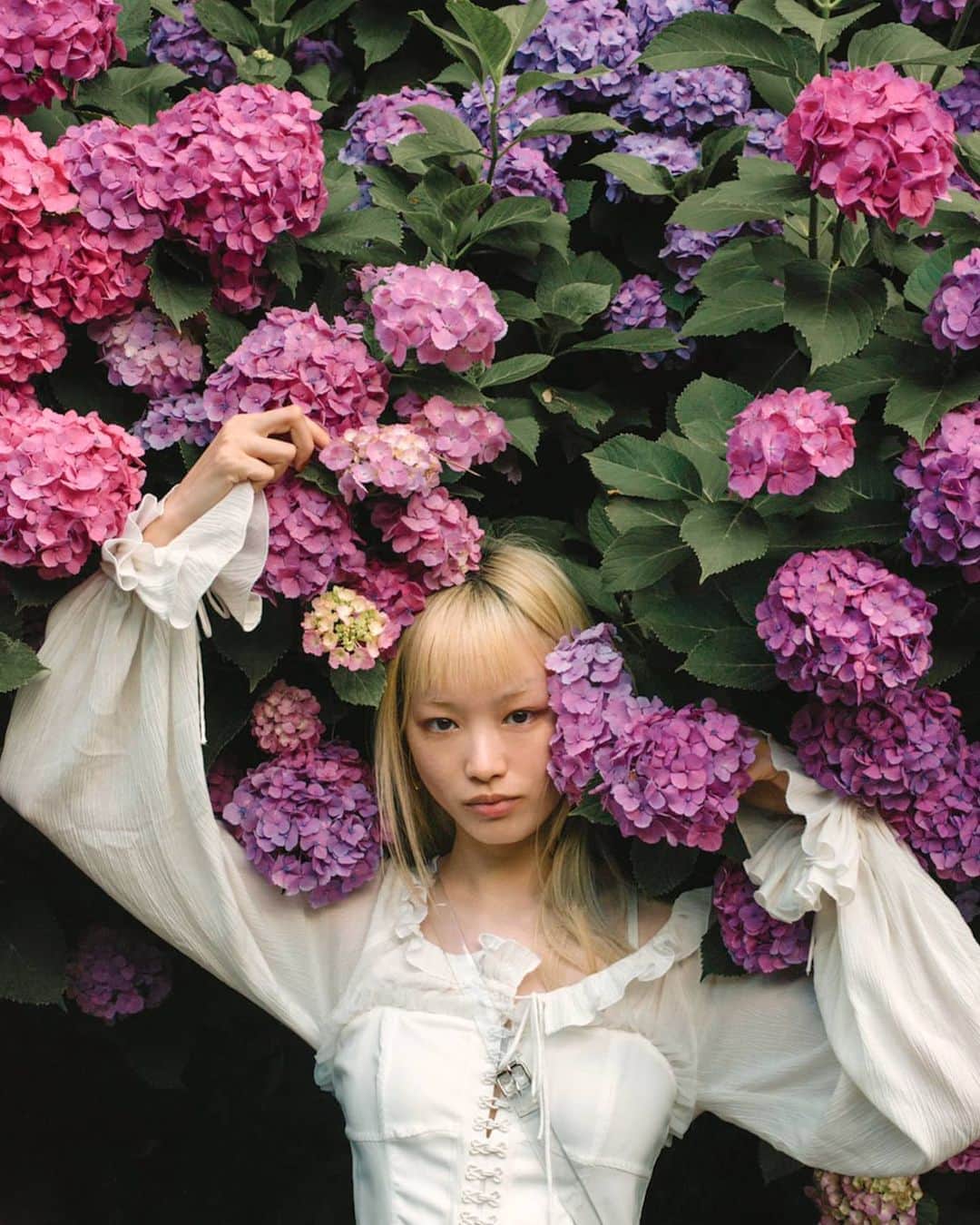 フェルナンダ・リーのインスタグラム：「@mitograph sent this pic to me after a year 🌿」