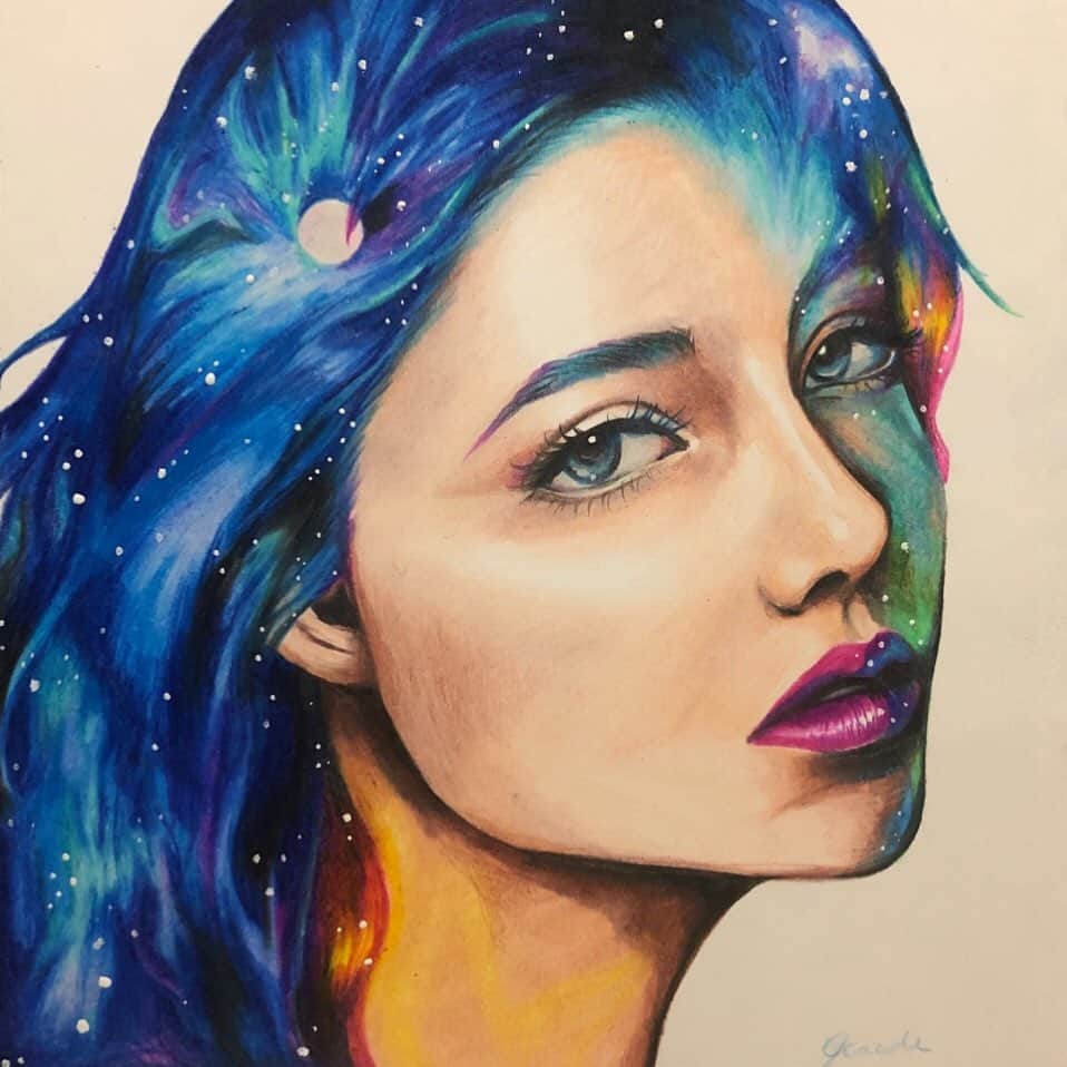 伊東楓さんのインスタグラム写真 - (伊東楓Instagram)「world  #artofmaple #art #artwork #kunst #kunstwerk #galaxy #coloredpencil #色鉛筆#色鉛筆画 #色鉛筆イラスト #色鉛筆アート #人物画 #girl #coloredpencildrawing #drawing #draw   新しい色鉛筆がほしいなあ。 探りながら描いたので 5時間もかかりました。🤷‍♀️」7月15日 21時06分 - kaede_ito004