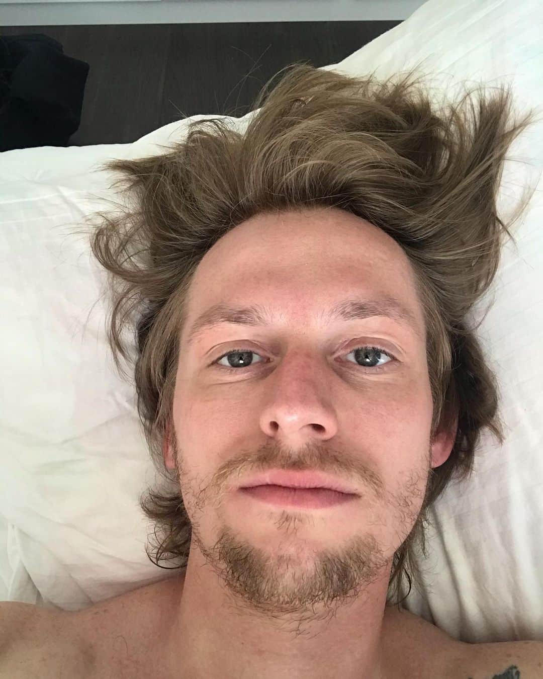 セルゲイ・ボロノフのインスタグラム：「Lemon 🍋 🤪」