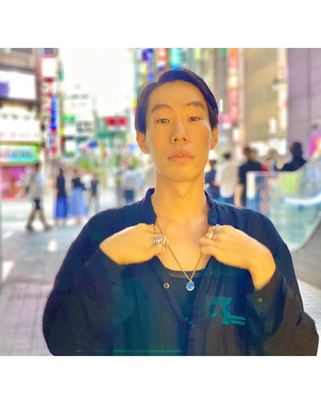 坂口涼太郎さんのインスタグラム写真 - (坂口涼太郎Instagram)「🎆🌊🌌🎇 波のない人生なんてない 荒波の日も凪の日も、それをそのまま引き受けて身をまかせていれば、いつか岸にたどり着くと信じてる #WavesMovie @wavesmovie_jp」7月15日 22時06分 - ryotarosakaguchi