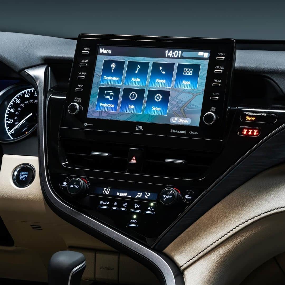 toyotausaさんのインスタグラム写真 - (toyotausaInstagram)「The 2021 #Camry XLE has a redesigned interior for an elevated ambience and optimized functionality! A new 9-inch central touch-screen display comes standard with available JBL Premium Audio and Dynamic Navigation. #LetsGoPlaces」7月15日 22時02分 - toyotausa