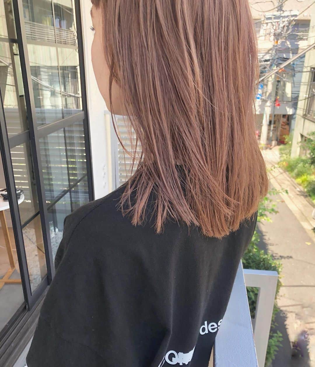 カワシリアツシのインスタグラム：「ピンクベージュ◎ ブリーチ二回でできます🙆‍♂️」