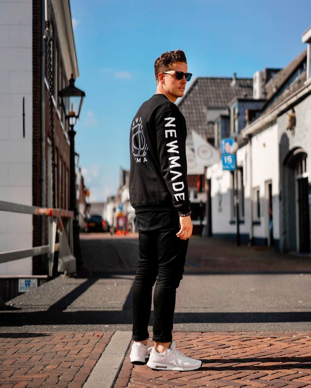 SICK INDIVIDUALSのインスタグラム：「Looking for people to party with !🚀 Who is down? Miss it so much ... @newmadefashion #sickontour」