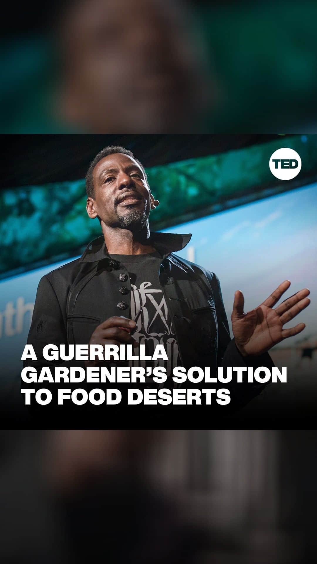TED Talksのインスタグラム：「More than 23 million people in the US live in "food deserts" — places without access to affordable and nutritious food. Renegade gardener Ron Finley (@ronfinleyhq) is helping these neighborhoods — like South Central LA, where he lives — by planting vegetable gardens in vacant lots, traffic medians and other unlikely places. And it's not just about food: These pop-up gardens bring hope and beauty to communities where, as Finley puts it, "the drive-thrus are killing more people than the drive-bys." Watch his full TED Talk here: http://t.ted.com/TJhJFTC」