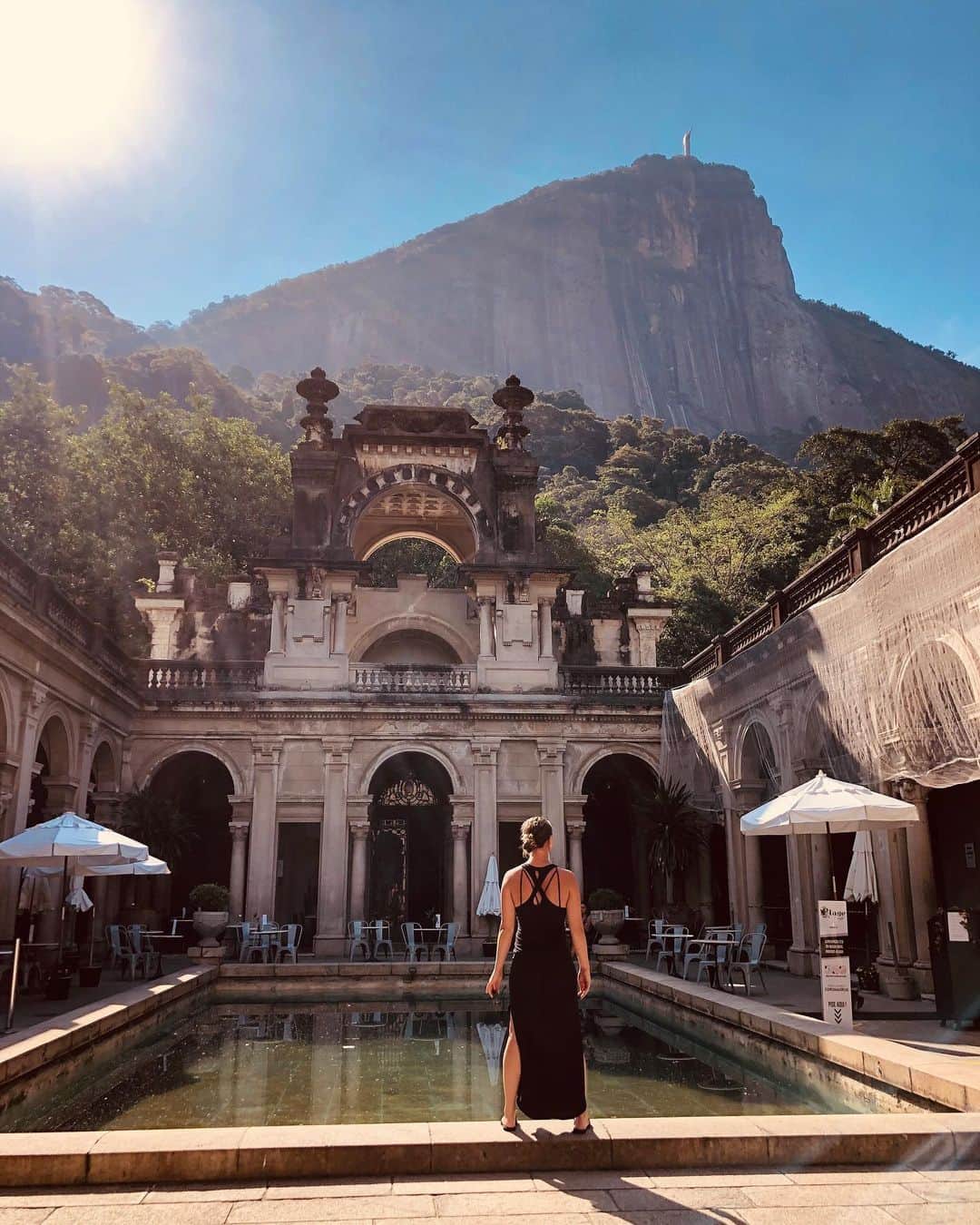 のインスタグラム：「P a r q u e  L a g e 🎩 #christtheredeemer #parquelage #riodejaneiro」