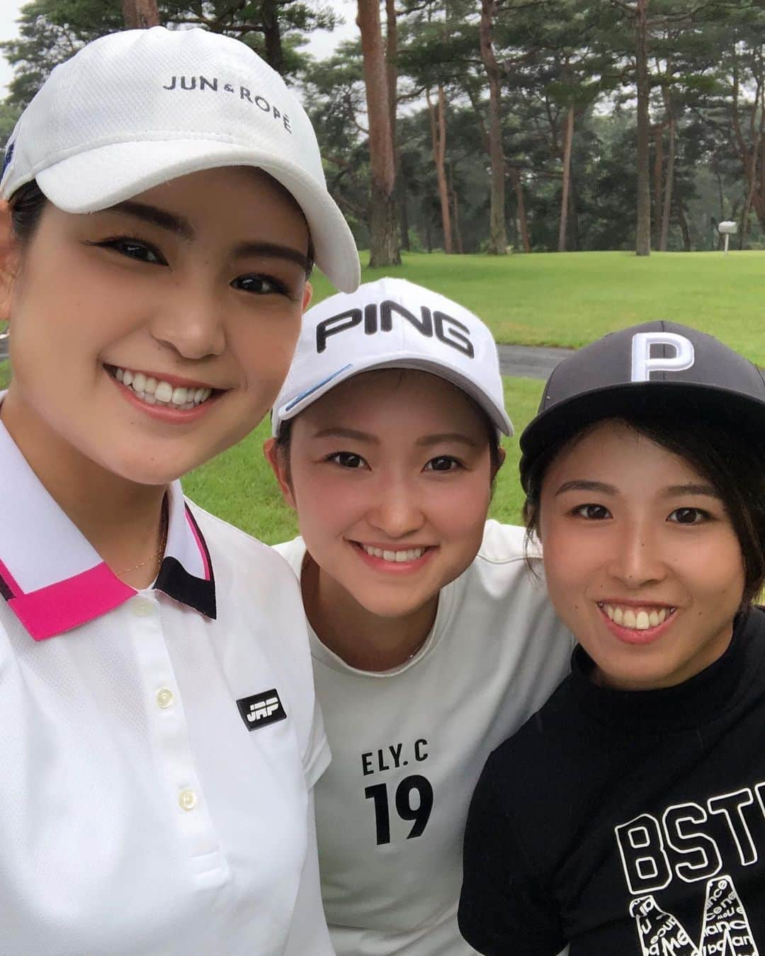 新井里茄さんのインスタグラム写真 - (新井里茄Instagram)「昨日久しぶりにじゅりたんとゴルフしました🤗⛳️楽しかったな〜😂👶🏻👶🏻  #ゴルフ女子 #ゴルファー #スノーの力  #茨城ゴルフ倶楽部 #梅雨」7月16日 11時12分 - rika.park