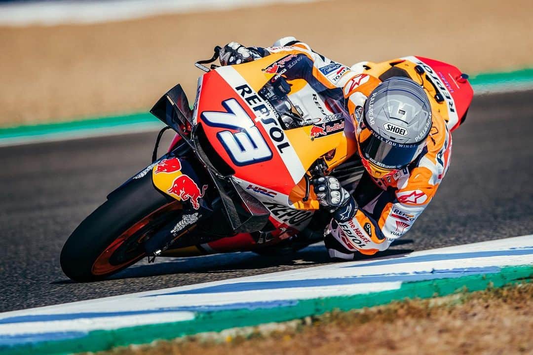 レプソル・ホンダのインスタグラム：「7️⃣3️⃣ - 1’39.151 - @alexmarquez73 ⠀⠀⠀⠀⠀⠀⠀⠀⠀ “I am happy with the rhythm that we found today, as a rookie it’s important to improve lap by lap. Looking ahead to the weekend as a whole, the main objective will be to keep our rhythm in what looks to be a very hot weekend. Unlike in Qatar or Malaysia with the longer straights, you hardly get a chance to rest here. I have a good feeling with the bike and I am ready for my first weekend in MotoGP.” ⠀⠀⠀⠀⠀⠀⠀⠀⠀ #MotoGPIsBack #MotoGP #AM73 #AlexMarquez73 #Racing #Repsol #Honda #Racing #RepsolHonda #HRC #RC213V #ThePowerOfDreams #Racing #Motorcycle #Team #OneHeart #Rookie #Debut」