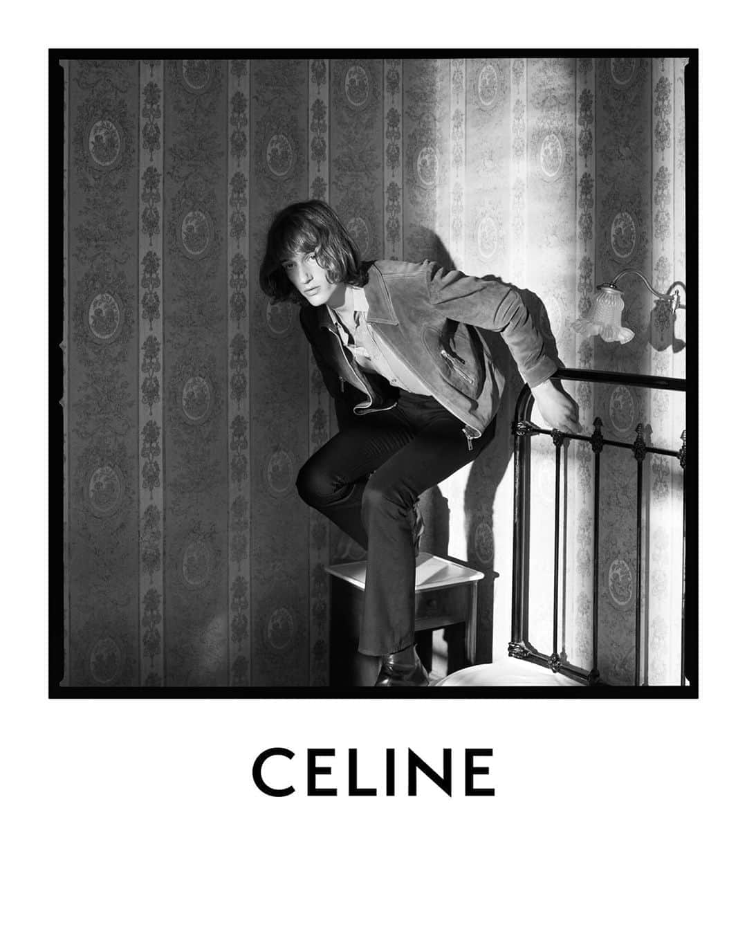 Celineさんのインスタグラム写真 - (CelineInstagram)「CELINE HOMME WINTER 20 CELINE SUEDE  COLLECTION AVAILABLE IN STORE AND AT CELINE.COM AUGUST 28 2020  DYLAN PHOTOGRAPHED BY @HEDISLIMANE IN SAINT TROPEZ IN JUNE 2020  #CELINEHOMME #CELINEBYHEDISLIMANE」7月16日 3時50分 - celine