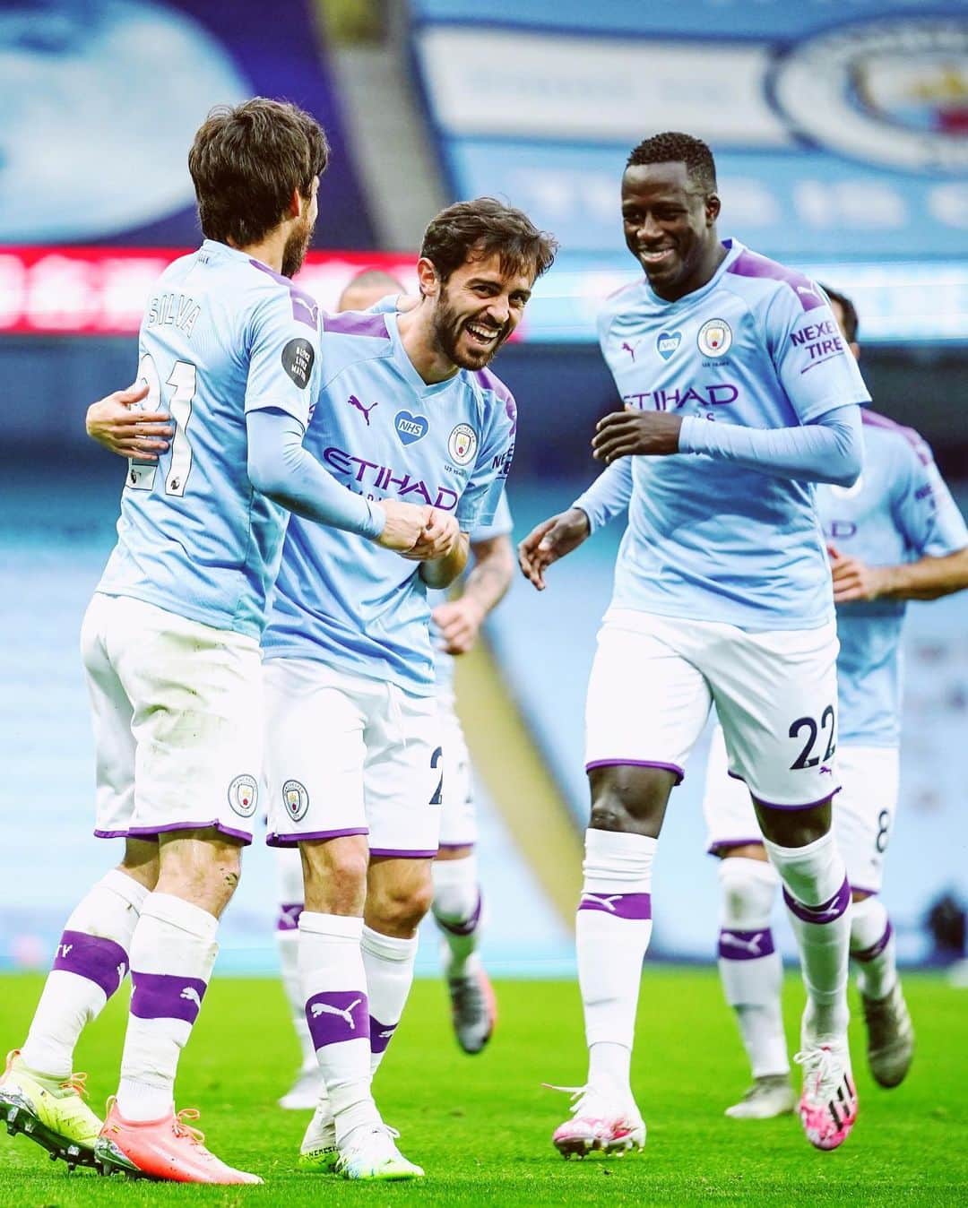 バンジャマン・メンディのインスタグラム：「This guy 🤩🤩🤩 @david21lva 💙 #elmago」