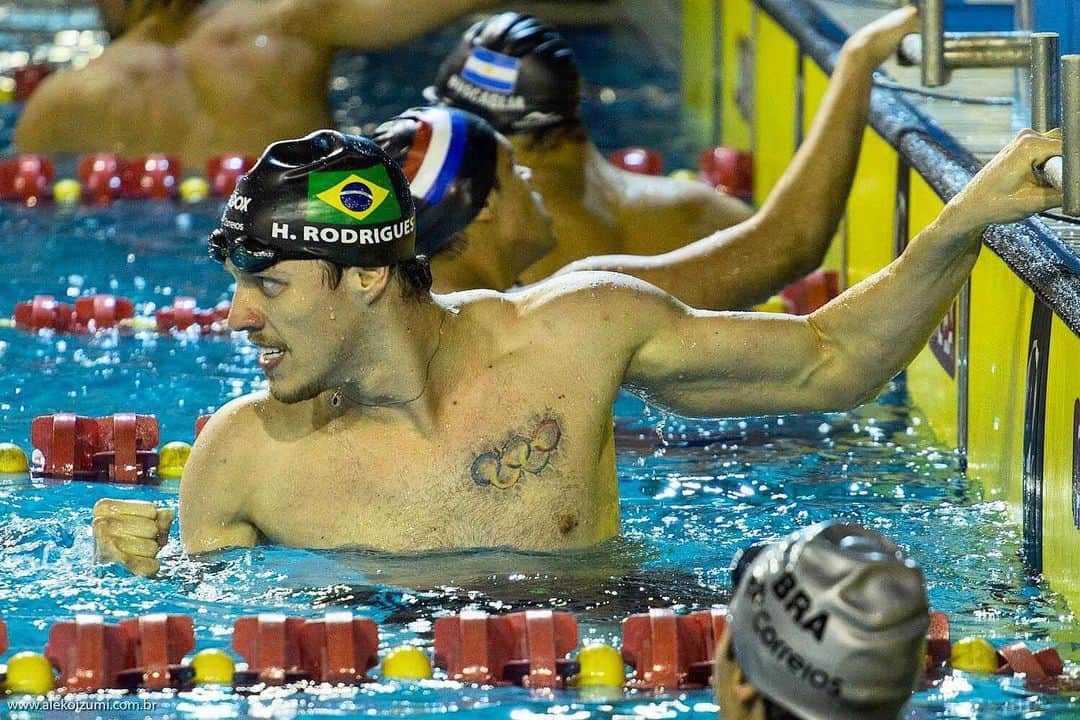 エンリケ・ロドリゲスのインスタグラム：「#tb do sul-americano pós cirurgia de ombro! Momento onde voltei a ser confiante e me preparar com inteligência para os desafios seguintes #swimming #win」
