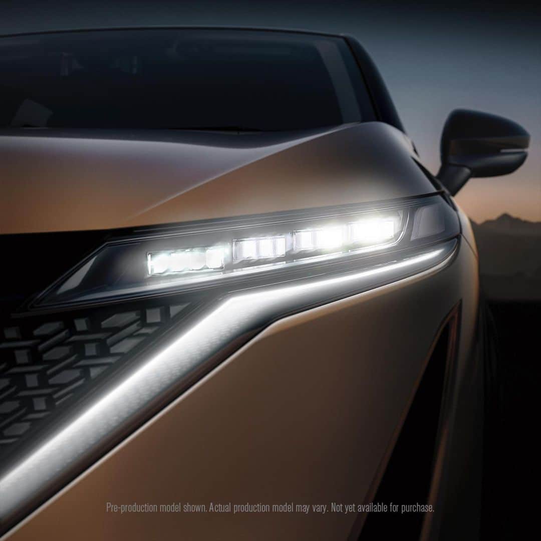 Nissan USA Official Instagram accountのインスタグラム：「Inspired by the forces of nature. Engineered to be a force of its own. #NissanAriya #ElectricVehicle」