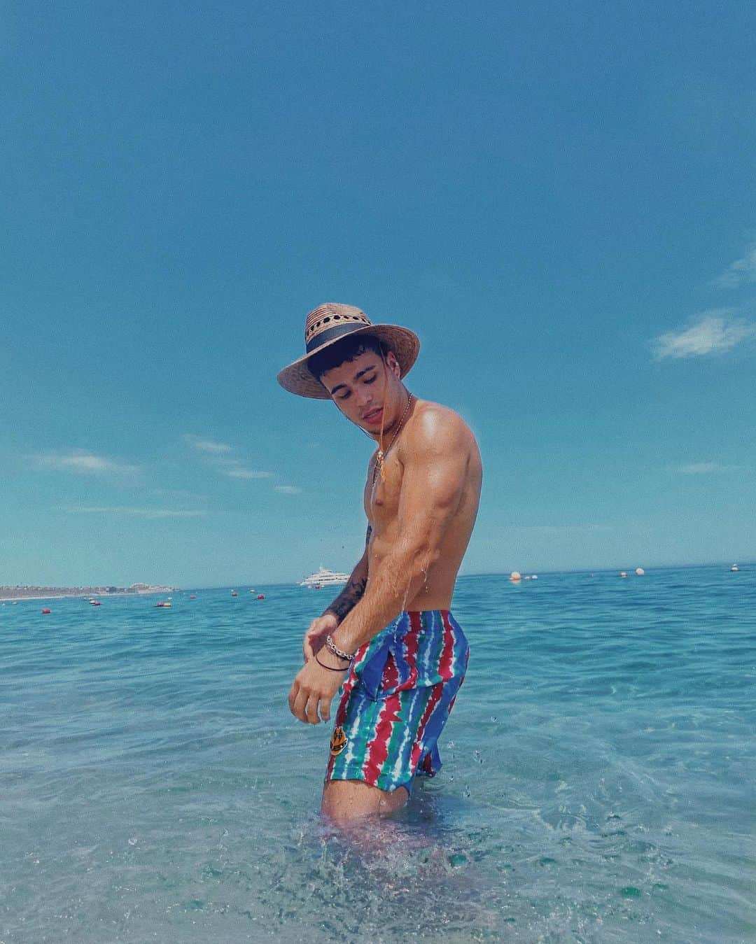 Sebastián Villalobosさんのインスタグラム写真 - (Sebastián VillalobosInstagram)「🌊🌊🌊🌊🌊」7月16日 7時02分 - sebas