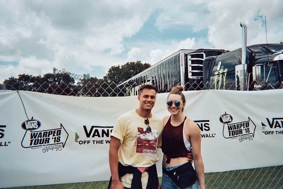 マッティ・ロジャーズのインスタグラム：「I have a back off week so nothing exciting to share, but it just so happens to be our anniversary today. (Married/engaged people: what the fuck is your actual anniversary bc there’s like 3 days to chose from) There’s like a 2% chance we still get to get married (elope) in Iceland in September (gets pushed to NEXT September if it doesn’t happen), but here’s as many pictures as IG will let me post of my favorite things from all around the world.  They’re all on good ol film because I’m a big film person, but truly you haven’t lived till you’ve had to dive into the X-ray machine in some international airport bc the TSA agent doesn’t understand why your baggie full of rolls of film can’t go in the machine. Love you forever, even if we never get to get married. 2020 lick my ass.  (Yes I deleted & redid it bc I forgot IMPORTANT pictures)」