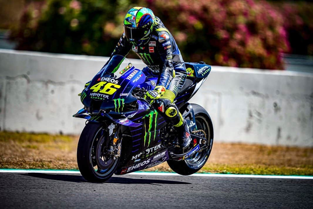 バレンティーノ・ロッシさんのインスタグラム写真 - (バレンティーノ・ロッシInstagram)「Qualcuno ha già scritto che tornare in moto è stata una libidine? Jerez Test,day1 📸 @falex79 @gigisoldano」7月16日 8時42分 - valeyellow46