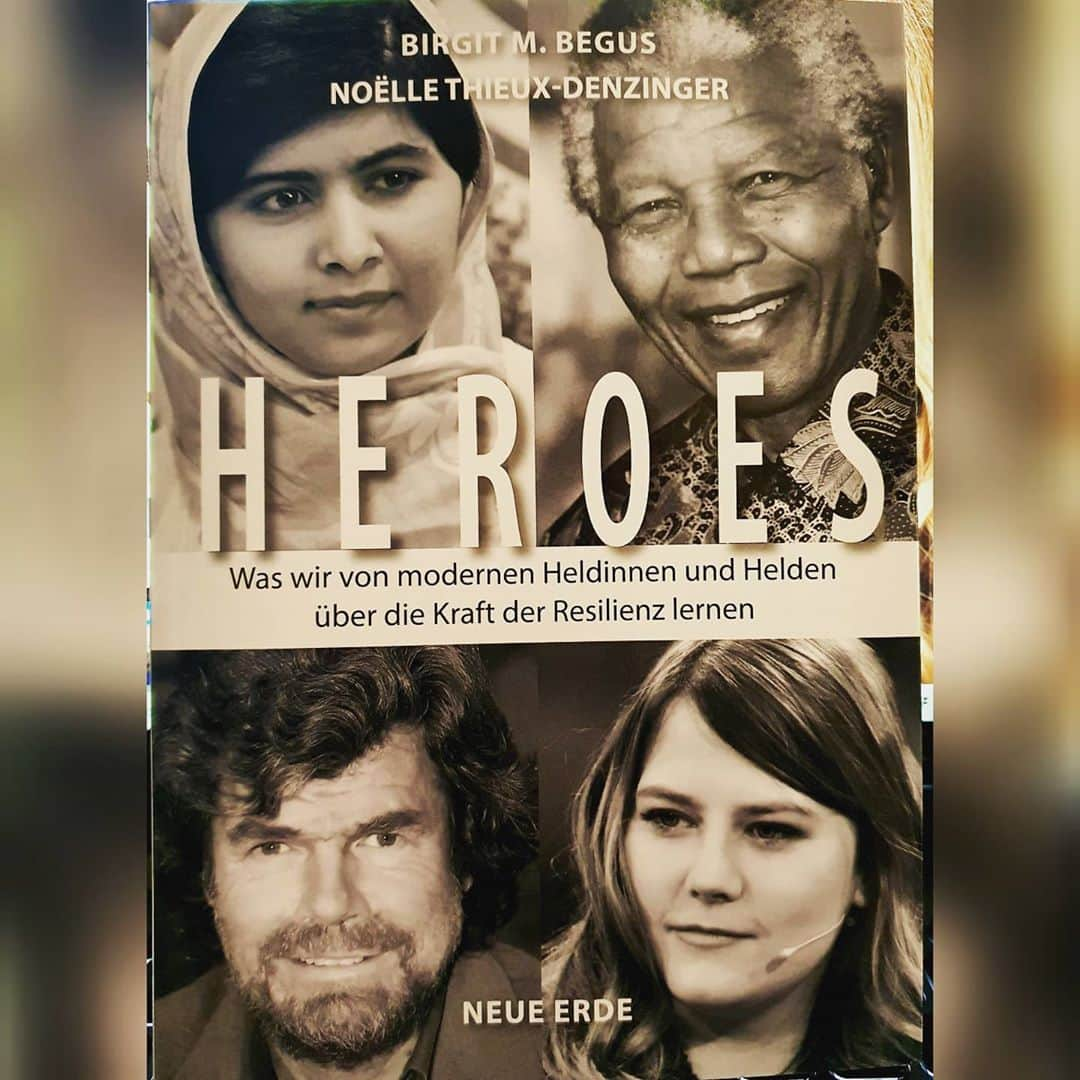 マデリン・スチュアートのインスタグラム：「I received this book in the mail this week, it is always nice to be included in magazines and newspapers but to be included in a book with some of your heros that will be in libraries and stores around the world is such a blessing, here is a few of my favourites. Thank you Birgit and Noelle. #inclusion #heros #diversity #love #madelinestuart #disabilty #weareone #book」