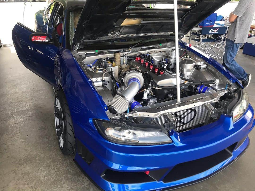 のインスタグラム：「さてドライでテスト走行😊🤙 #mcrfactory #dmax #runbc  #sunoco #tone #koyorad」