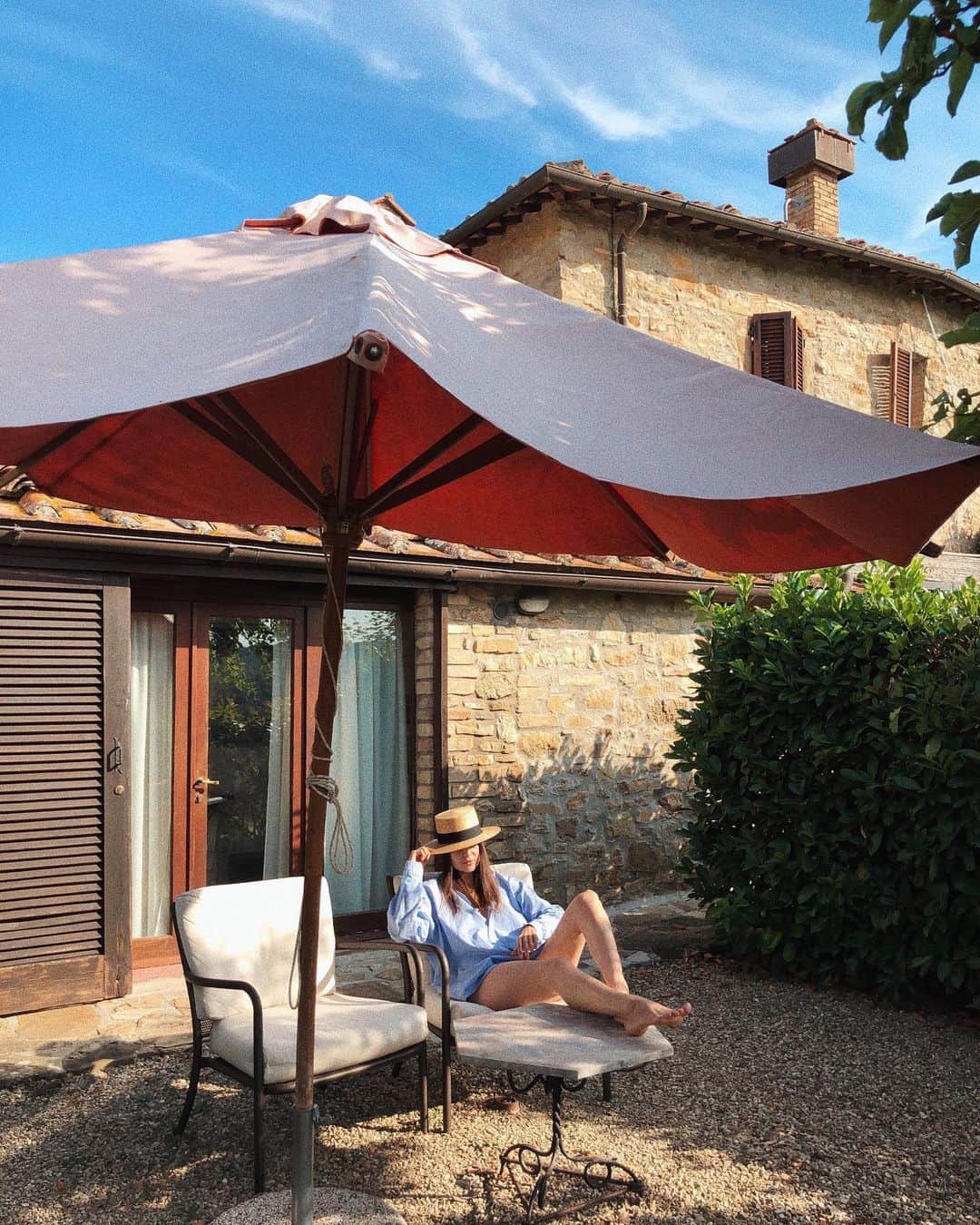 アンディー・トレスさんのインスタグラム写真 - (アンディー・トレスInstagram)「Our own little paradise in the countryside 🌿 #Tuscany」7月16日 20時05分 - stylescrapbook
