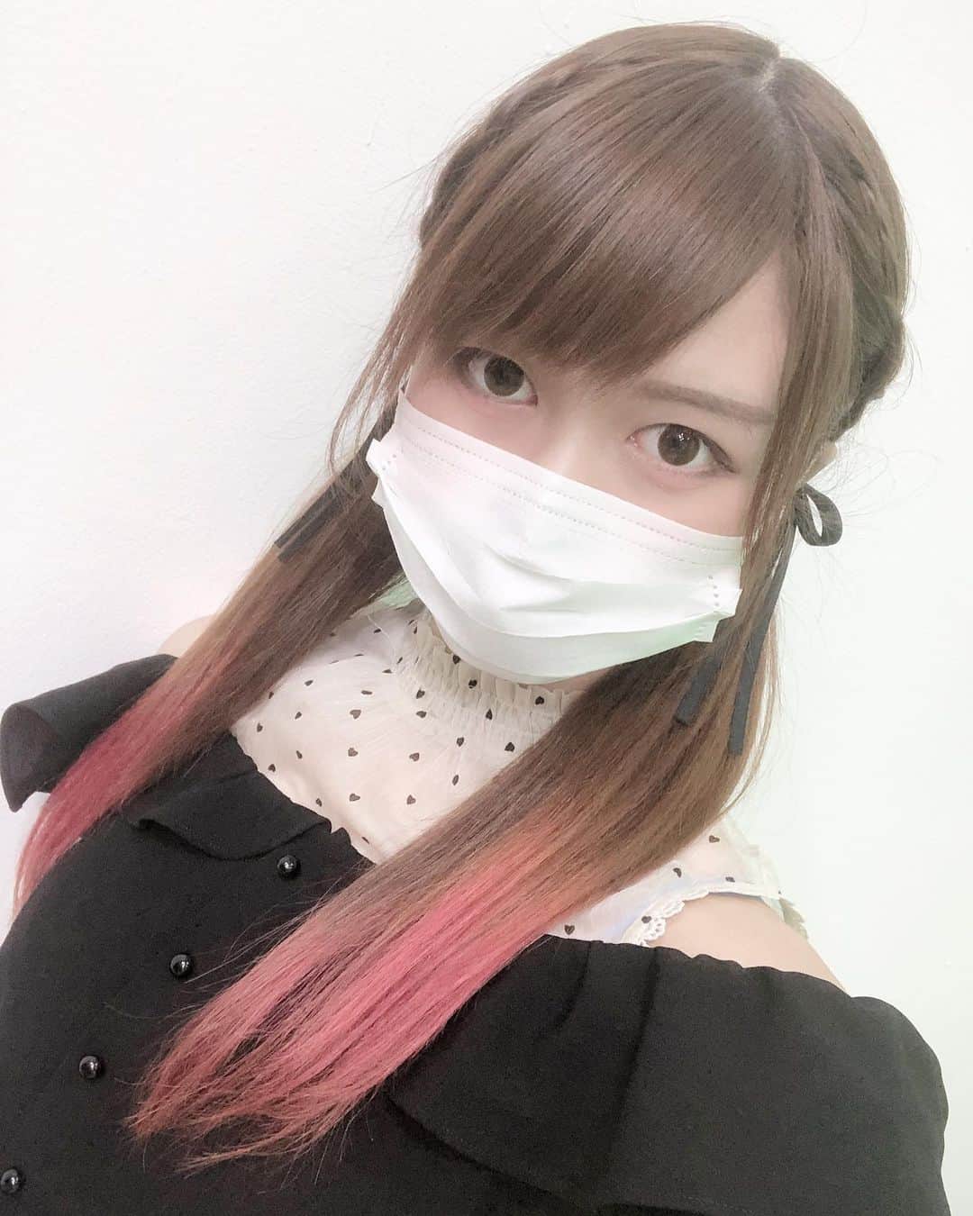 入江綾乃のインスタグラム：「. . . . 軽茶更新されたから聞いてね🥰  https://nico.ms/so37188710?ref=other_cap_off  . . . #ラジオ #ニコニコ動画 #軽茶 #声優 #俳優 #アクトレスガールズ #カメラ #撮影モデル #被写体 #ファインダー越しの私の世界 #ファッション #お洒落さんと繋がりたい #写真撮ってる人と繋がりたい #love #instagood #photooftheday #fashion #beauty #happy #cute #selfie #follow #camera #photography #photo #prowrestling #instalike」